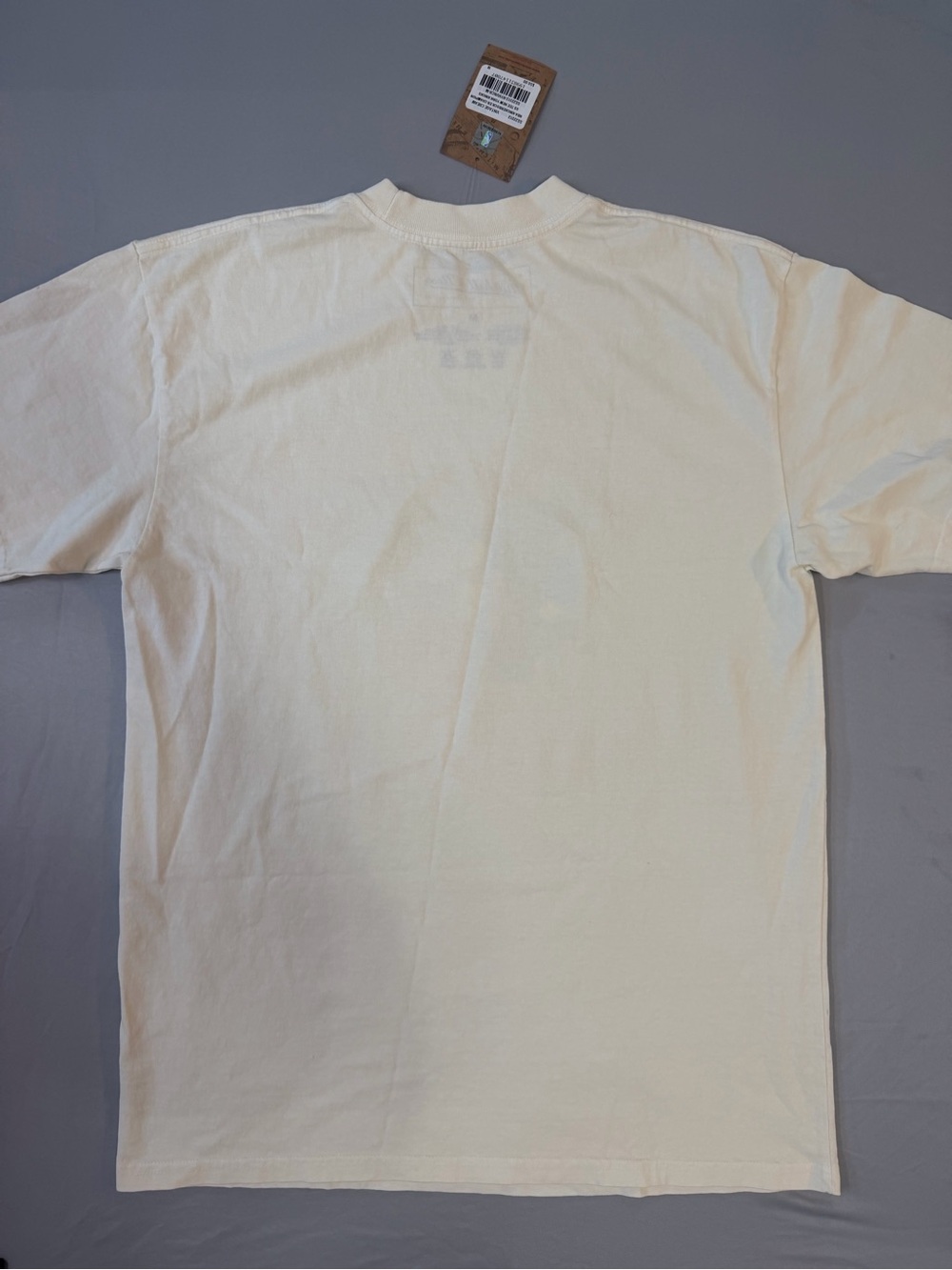 Mitchell & Ness Cream New York Knicks Graphic Tee with Orange & Blue - Picture 5 of 5